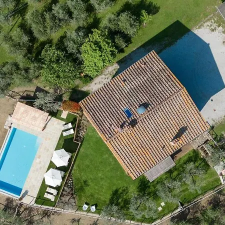 Poggio A Mandria Villa *