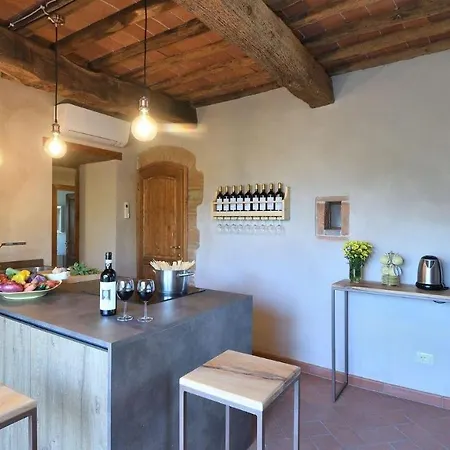 Poggio A Mandria Villa *